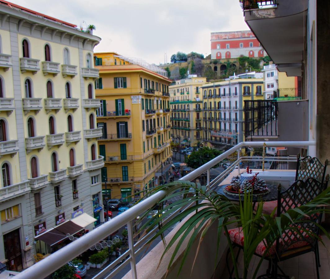 Hotel Well Come - Palazzo Reale Neapol Zewnętrze zdjęcie